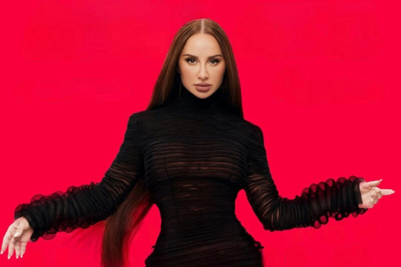 ANNA ASTI на сцене