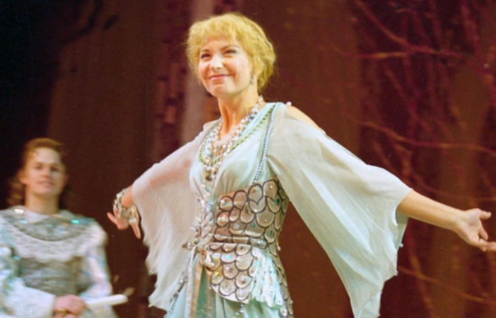 Актриса Алена Хованская