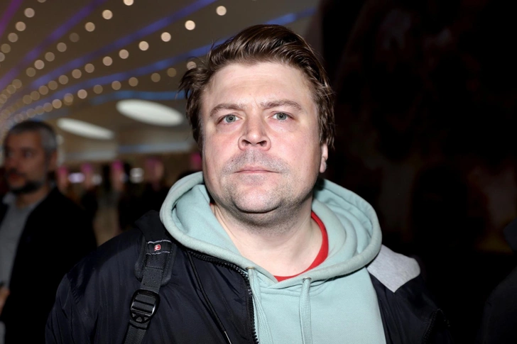 Спорил с учителями, играл хулиганов: как Алексей Ильин из династии Ильиных стал примерным семьянином