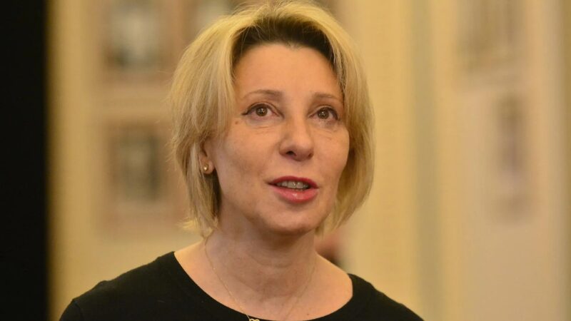 «Девушка с сомнительной внешностью»: как Юлия Рутберг прошла через провалы и доказала право на сцену