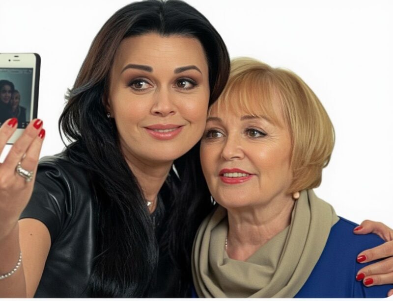 Потеряла мужа, сына и дочь: как живет 83-летняя Валентина Заворотнюк, мать Анастасии