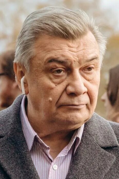 Сергей Кошонин играет силовиков, а дома сочиняет музыку — и однажды её взяли в спектакль