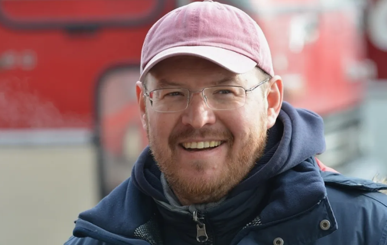 Павел Табаков — о роли злодея в детективе «Слепой», строгости отца и воспитании подросшей дочери Мии