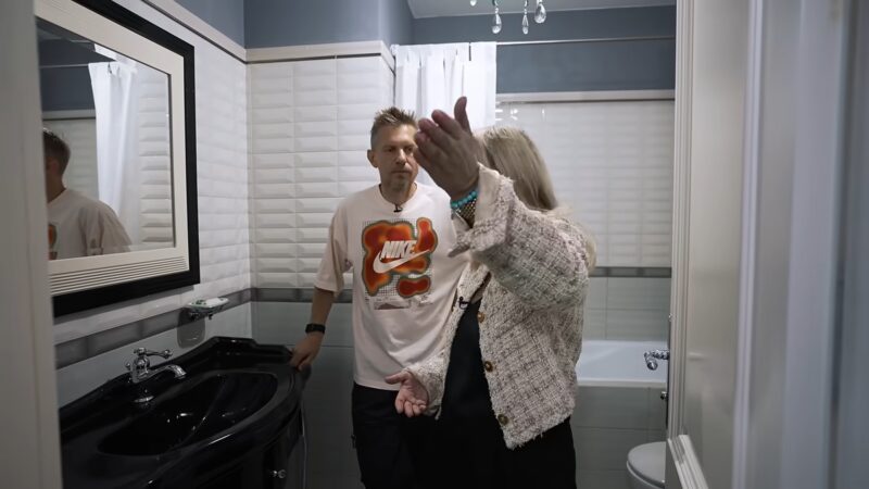 Ирина Салтыкова обустроила квартиру сама — а зрители сочли, что души и тепла в ней нет