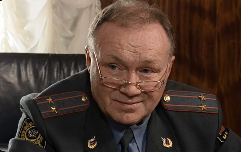 Юрий Кузнецов в сериале «Улицы разбитых фонарей-5» (2003)