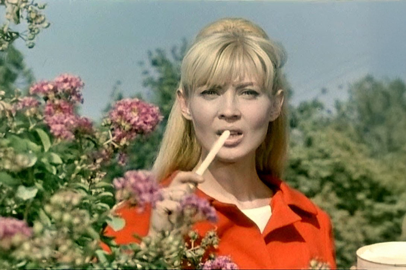 Нина Шацкая в фильме «Белый рояль» (1968)