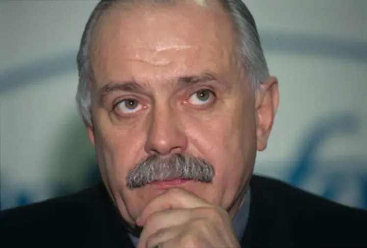 «Я не Михалков, меня нашли в развалинах»: почему Никита Михалков придумал сиротство в школе
