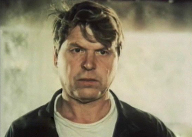 Михаил Кокшенов в фильме «Любовь немолодого человека» (1990)