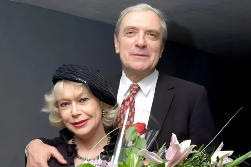 «Уберите её со сцены»: почему 89-летняя Светлана Немоляева остаётся верна театру вопреки критике