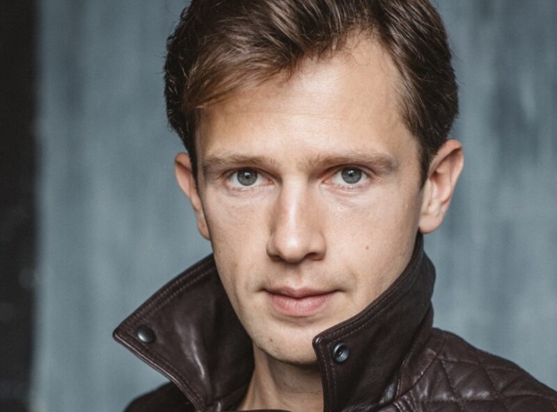 Анна Михалкова раскрыла детали ремейка «Курьера», причину сброса веса и показала повзрослевших детей