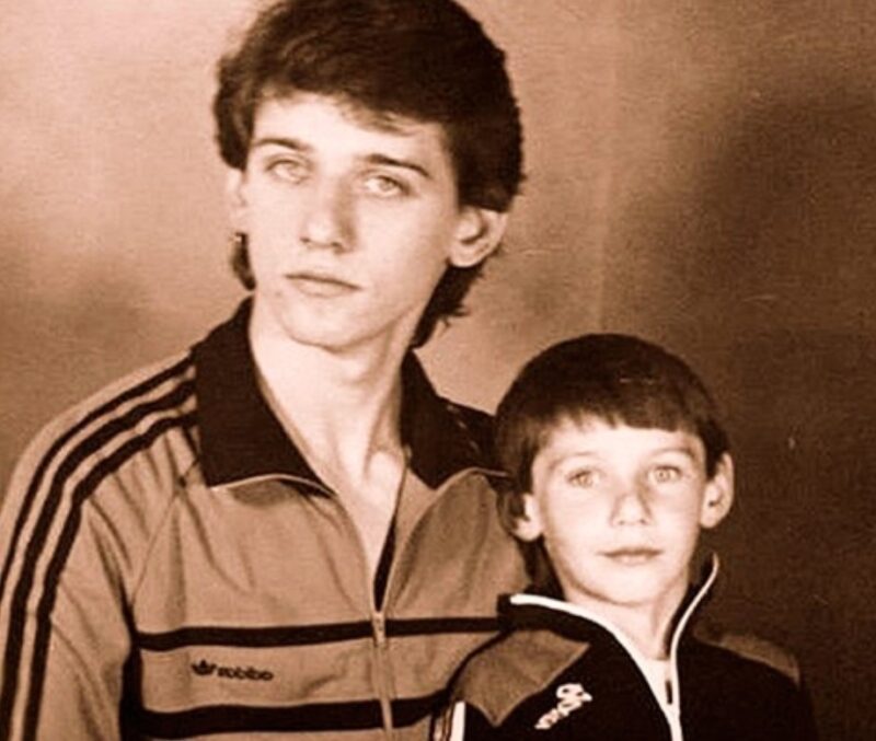 Юрий Батурин с младшим братом