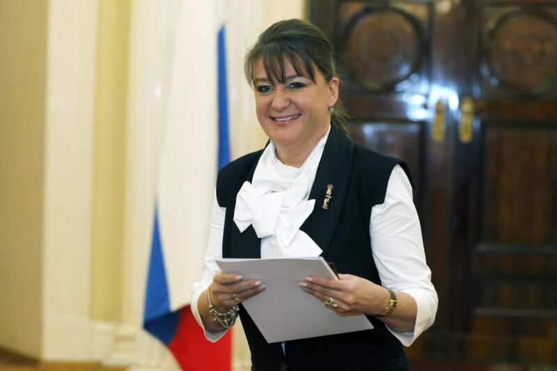С 2011 года Анастасия Мельникова совмещает творческую деятельность с депутатской работой
