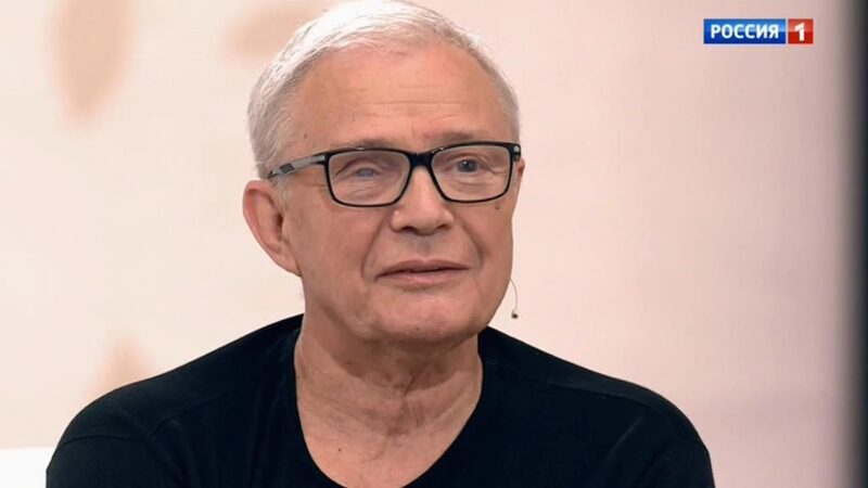 Скандал с иностранцами, интернат для сына и интриги в театре: суровая правда Льва Прыгунова