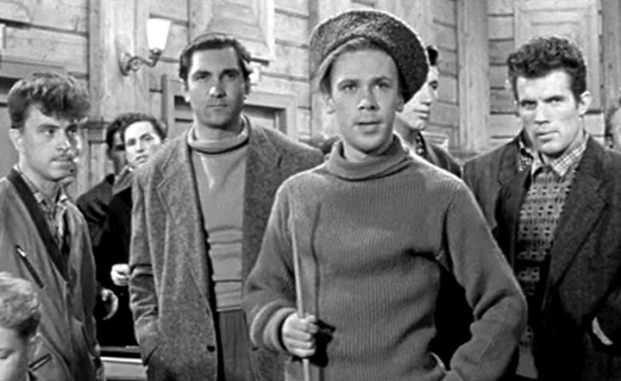 Станислав Хитров в роли Фили в фильме «Девчата»