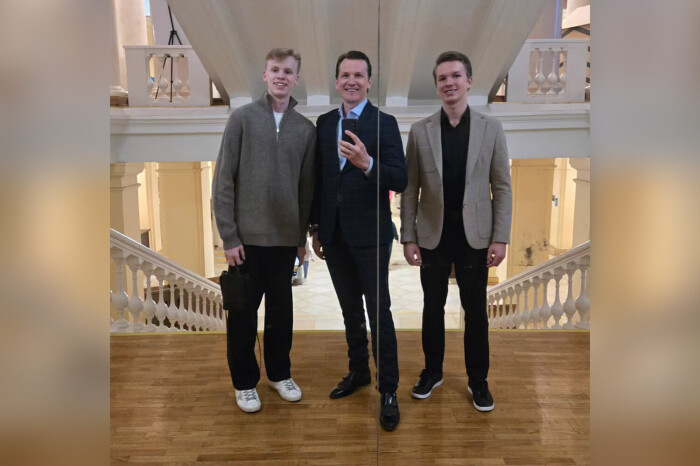 Со старшими сыновьями