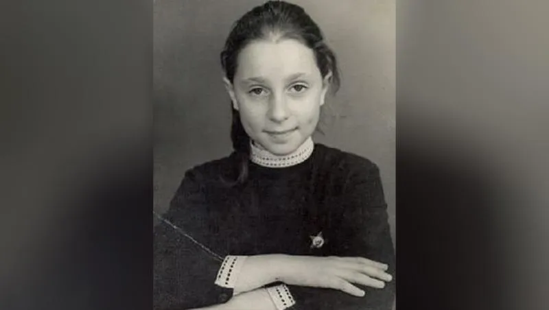 «Девушка с сомнительной внешностью»: как Юлия Рутберг прошла через провалы и доказала право на сцену