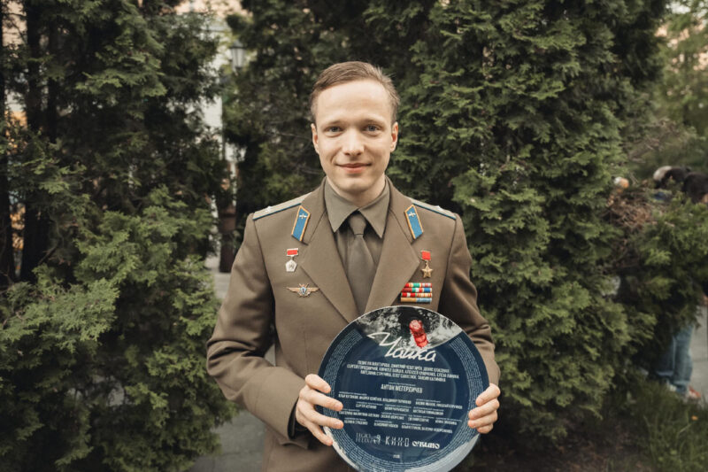 «Это же ты, это же про тебя»: Сергей Городничий нашел на «Ландышах» роль и жену Валерию