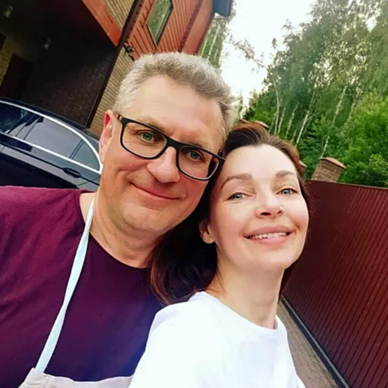 Наталия Антонова напугала подписчиков постом о разводе — и объяснила, что имела в виду