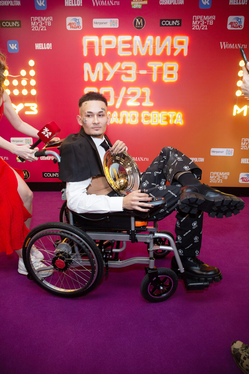 Алишер Моргенштерн* выразил протест против итогов голосования прямо во время прямой трансляции