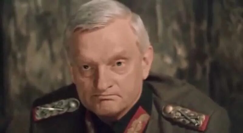 Палач чинил саксофоны, «главный фашист» СССР мечтал о Дон Кихоте: 8 советских актёров, которых ненавидели как злодеев