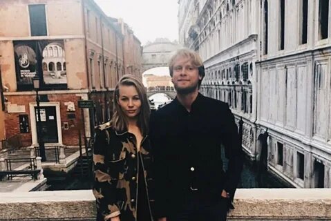Светлана Устинова и продюсер Илья Стюарт
