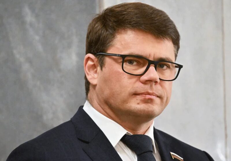 Как выглядят 10 детей советских актёров, которые не пошли по стопам родителей