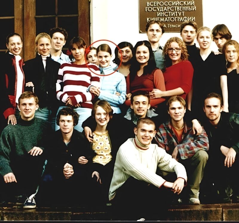 Светлана Иванова с однокурсниками по ВГИКу