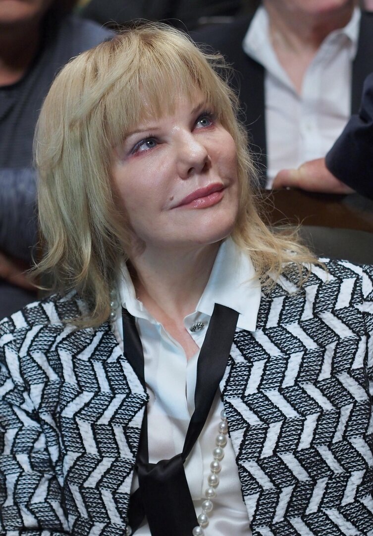 «Принцесса Ленкома» Александра Захарова: от судов и снятия с ролей до возвращения на родную сцену