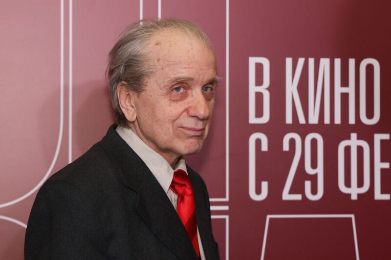 10 легендарных актеров и актрис за 80: как они изменились спустя годы