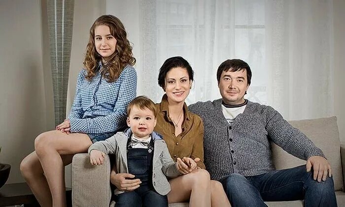 Как выглядит и чем живёт 16-летний сын Анны Ковальчук, избегающий публичности