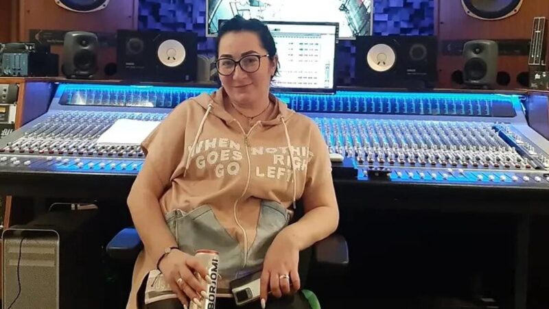 «Черная вдова»: Яна Павлова из «Вороваек» пережила смерть двух мужей и двоих детей