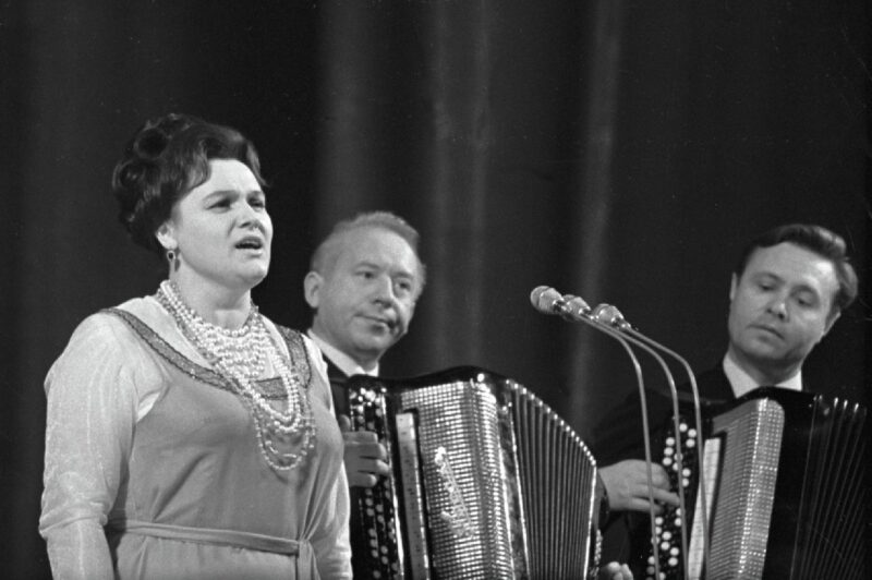 92 страны и дрейфующая льдина — но так и не стала матерью: судьба Людмилы Зыкиной