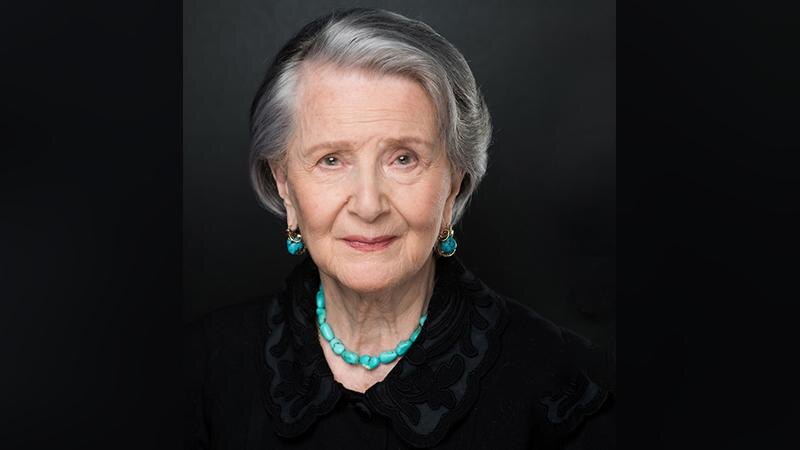 Раиса Максимова: ради неё Табаков выпрашивал приставной стул, а в 95 лет на сцену её вывел внук