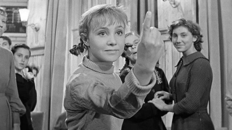 Раскосые, с поволокой и льдистые: 15 советских актрис, которые играли одним взглядом