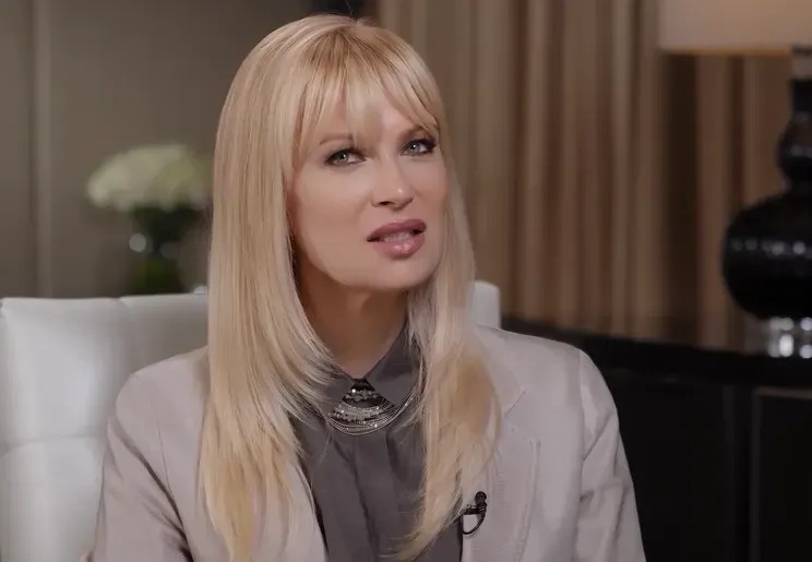 «Бегала от него вокруг стола»: Олеся Судзиловская — о домогательствах в театре, сожжённых варежках и отказе Бортко