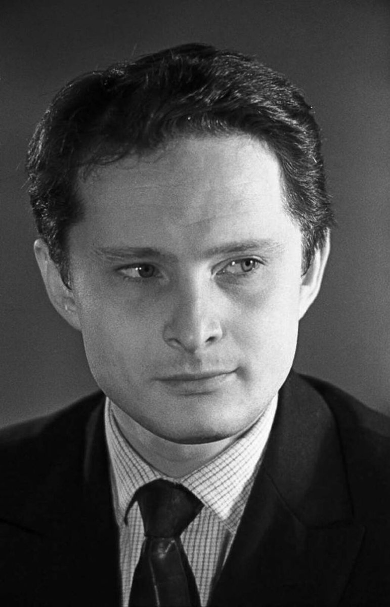 Палач чинил саксофоны, «главный фашист» СССР мечтал о Дон Кихоте: 8 советских актёров, которых ненавидели как злодеев