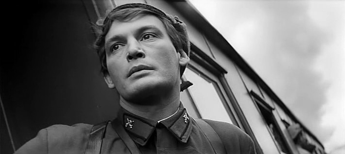 От рядового до маршала: 6 советских актёров, которые определяли военное кино