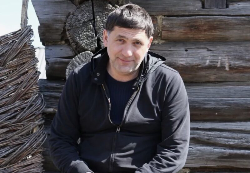Сергей Пускепалис: флотская закалка, любовь длиною в жизнь и неожиданный путь в кино через сына