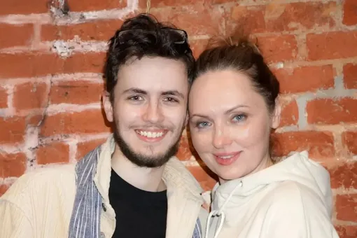 Ксенофонтова сменила светские выходы на целительство — и призналась, что её сына не принял никто