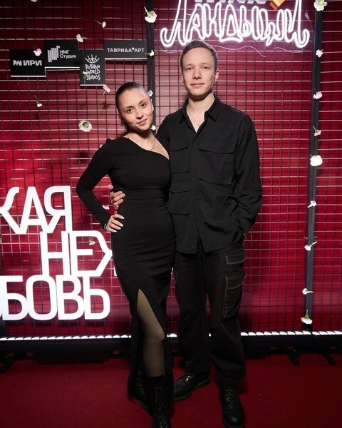 «Это же ты, это же про тебя»: Сергей Городничий нашел на «Ландышах» роль и жену Валерию