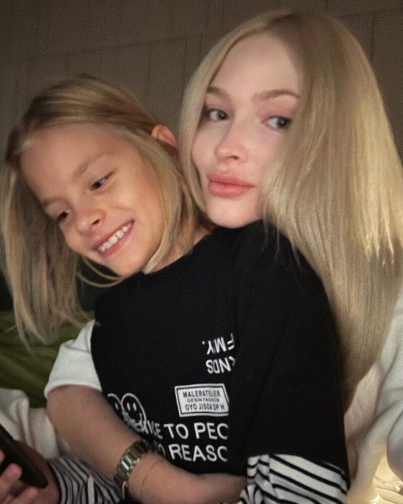 Алёна Шишкова с дочерью Алисой