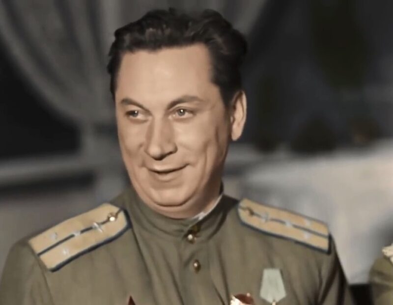 Не просто сыграть, а прожить: 6 советских актёров, создавших легендарные образы лётчиков