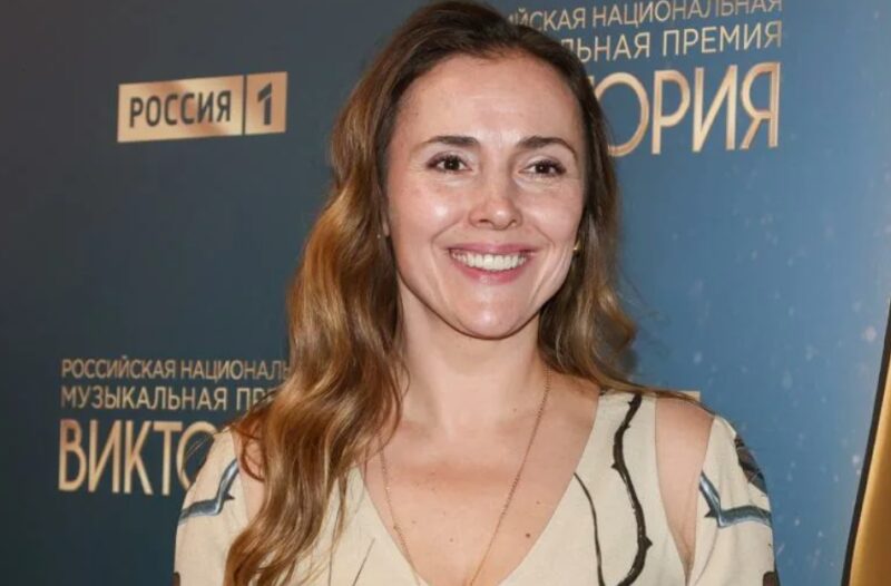 Отказ от балета, уход от Табакова и любовь с режиссером: путь Елены Пановой к семейному счастью
