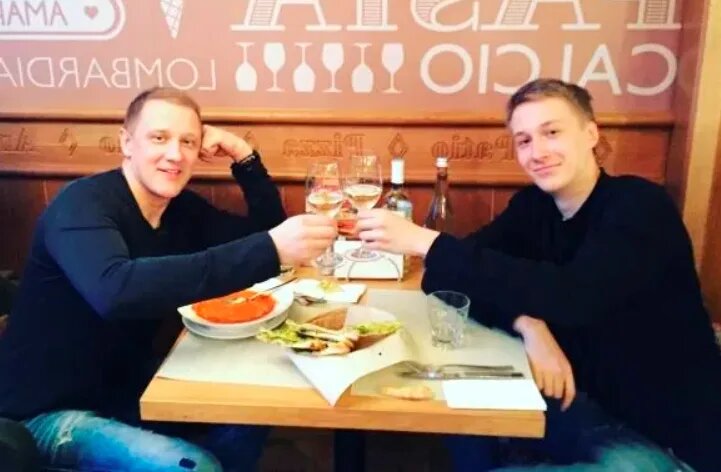 Как выглядит и чем занимается 28-летний сын Александры Флоринской и Сергея Горобченко