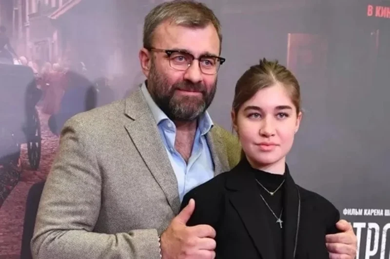 Михаил Пореченков с дочерью Марией.