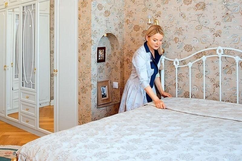 Встроенные шкафы и декоративные элементы квартиры