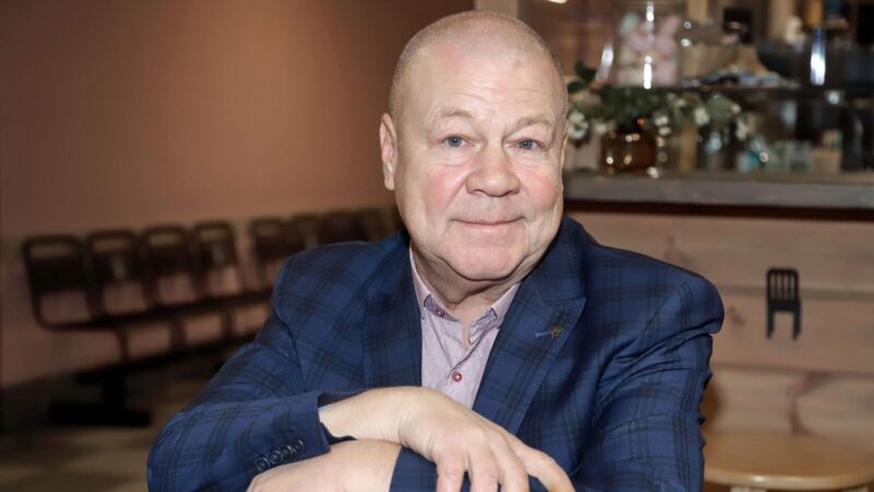 Как изменились и чем живут 10 любимых российских актёров старше 65 лет