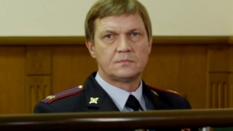 Александра Саюталина знали по роли генерала Арсеньева, а о его семье многие коллеги узнали на панихиде