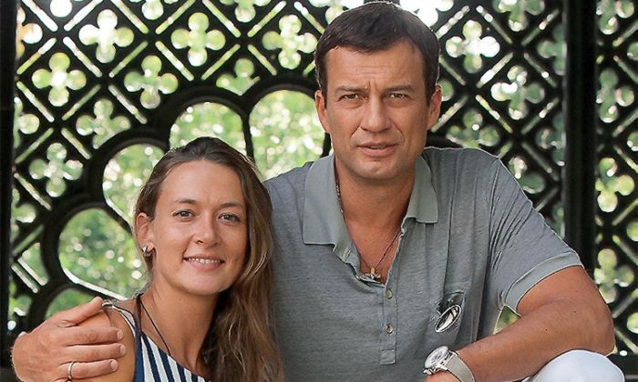 Пока мужья становились звёздами: семь историй о жёнах российских актёров
