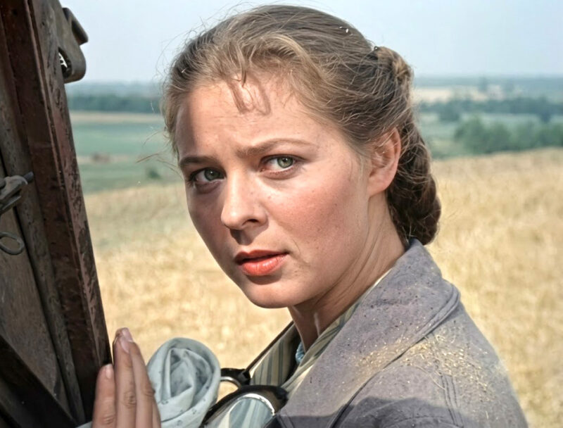 Логинова в комедии «Гость с Кубани», 1955 год